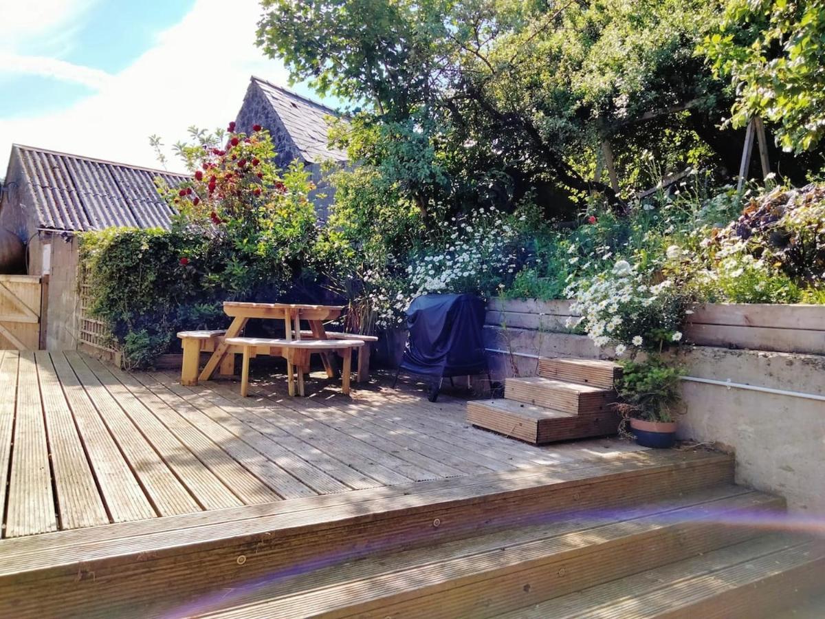Midden Manor Country Stay On A Working Dairy Farm แบลลีมีนา ภายนอก รูปภาพ